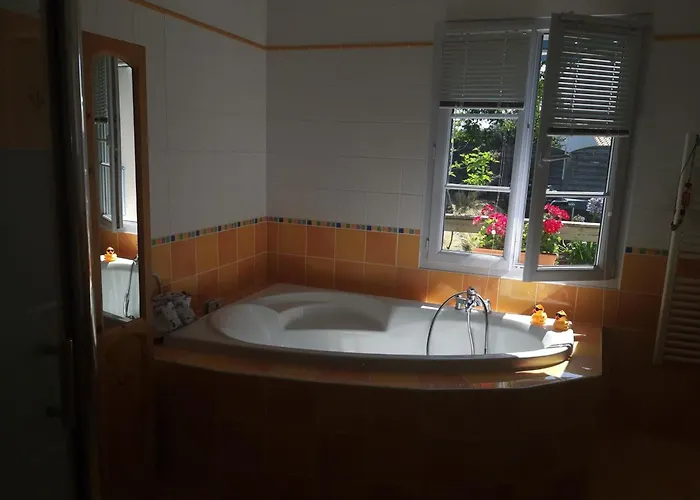 Maison Avec Piscine Privee, Pres De La Plage, A - Fr-1-336-157 בית נופש